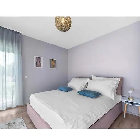 Ventitre, Privatpool,meersicht, Nahe Porec- Neu 别墅