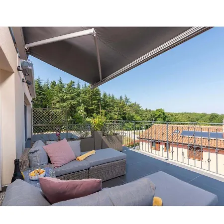 Ventitre, Privatpool,meersicht, Nahe Porec- Neu 빌라 Mugeba